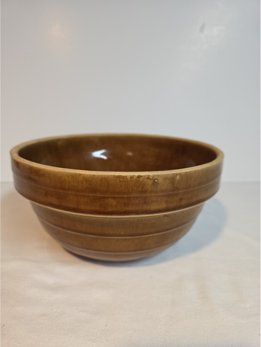 Vintage McCoy Brown Glazed Stoneware 9" Mixing Bowl Ribbed Beehive USA Mark